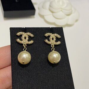 CHANEL Crystal-Embellished Silver Earrings